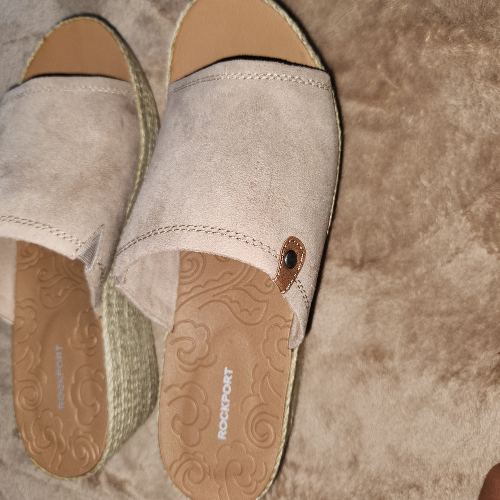 Rockport Women's Tan Slide Sandals